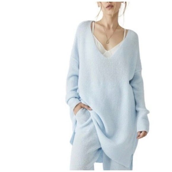 Free People Sweaters - Intimately Free People Oversized Sweater Womens M / L Medium/Large Neon Sky Blue